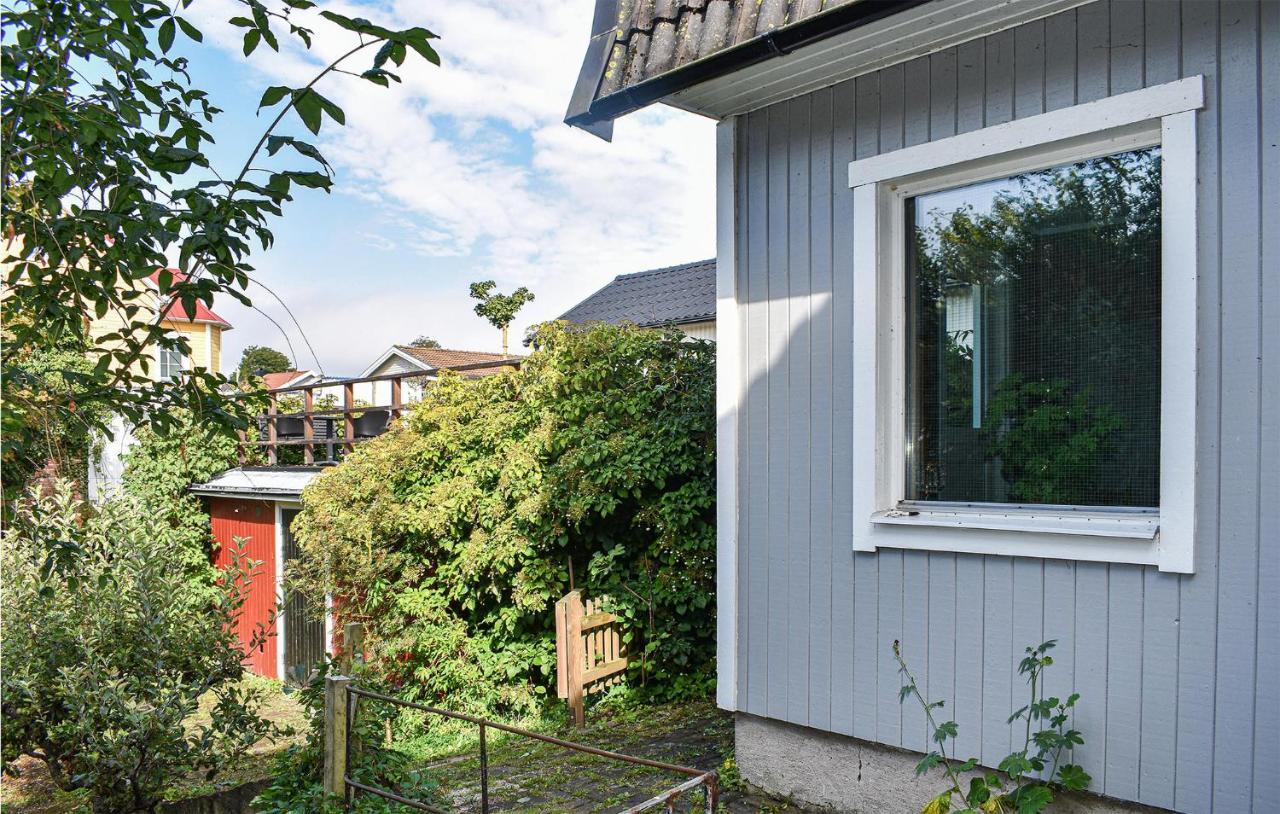 Cozy Home In Karlskrona With Kitchen Extérieur photo