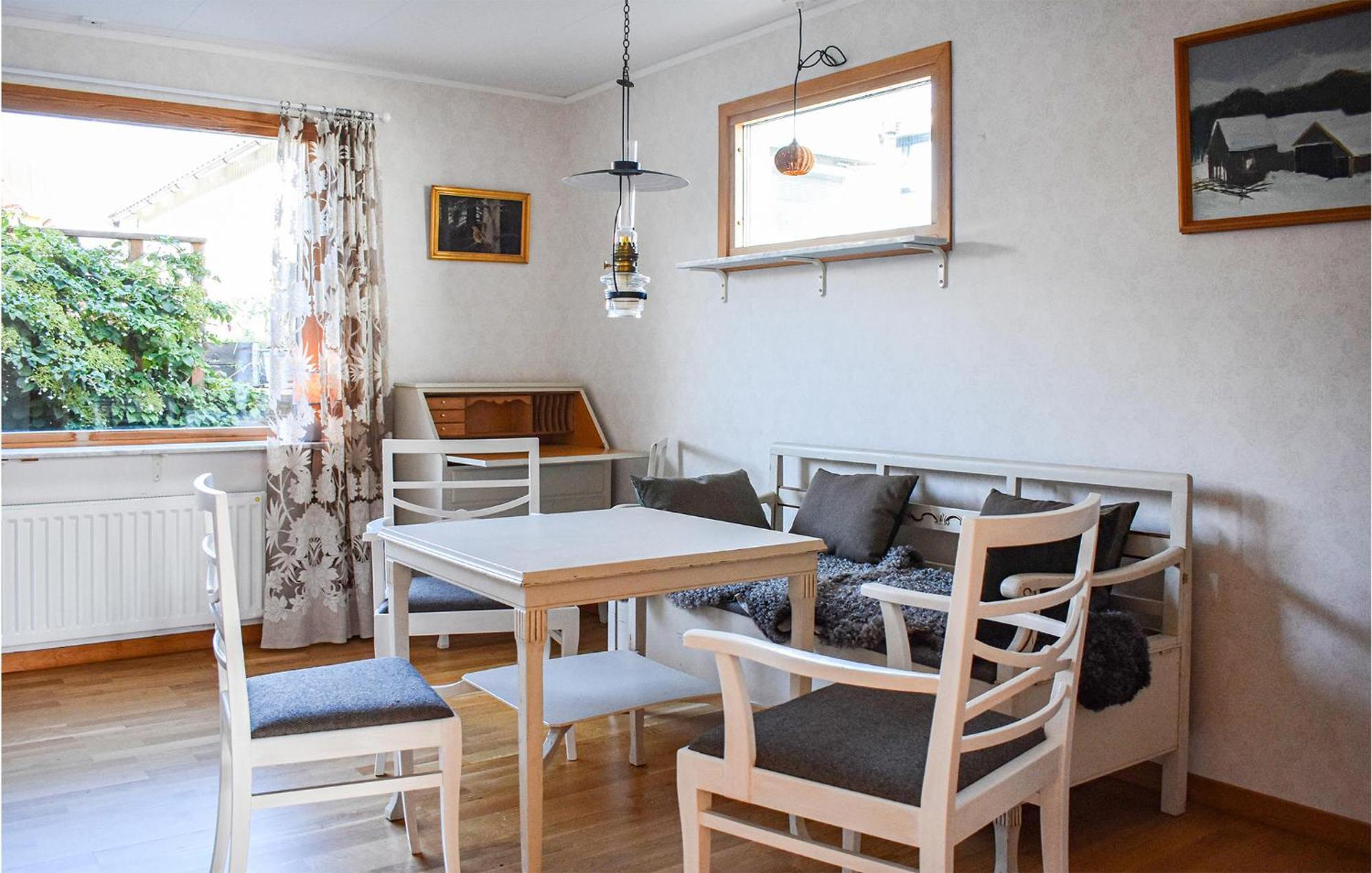 Cozy Home In Karlskrona With Kitchen Extérieur photo