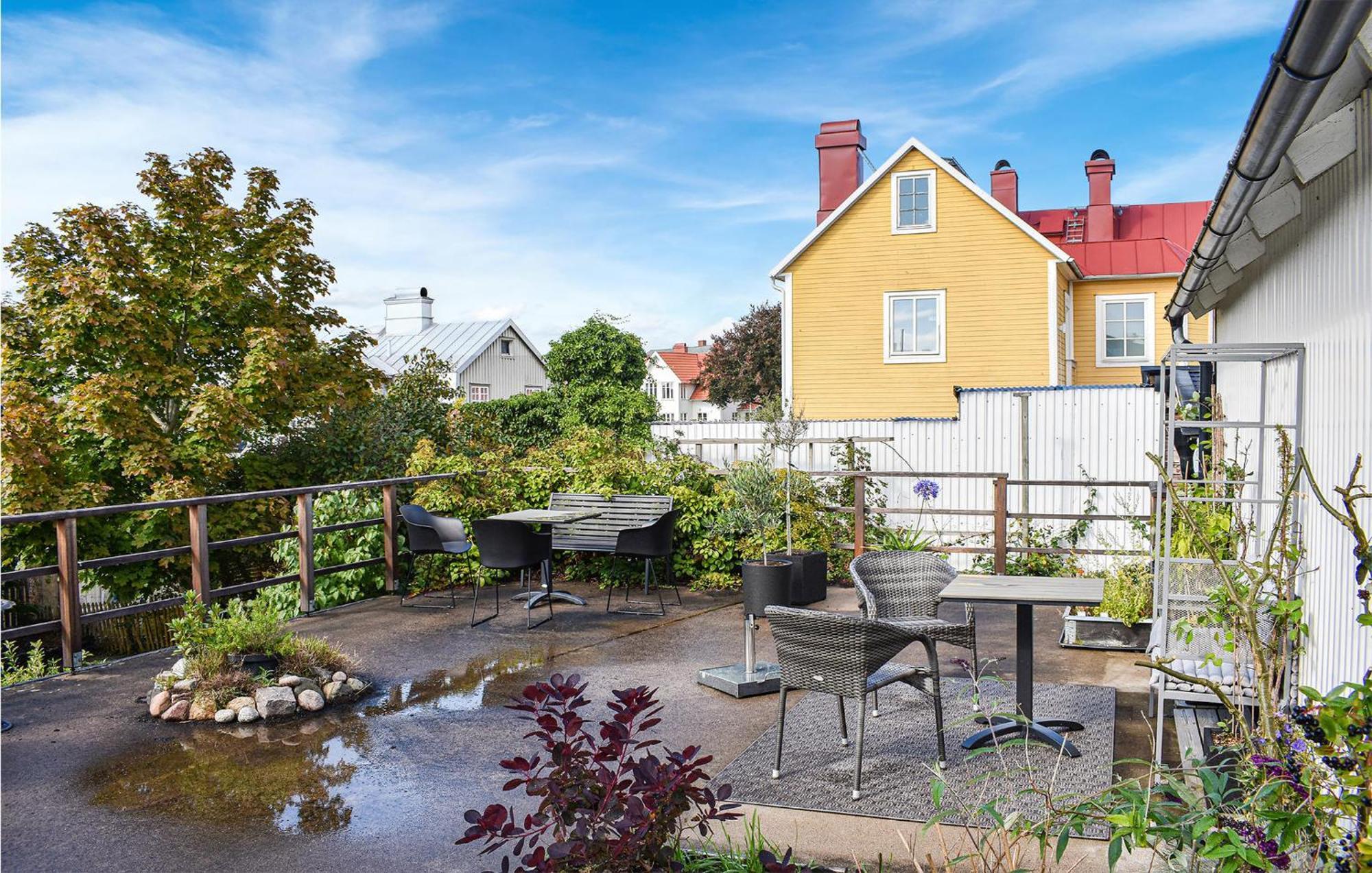 Cozy Home In Karlskrona With Kitchen Extérieur photo